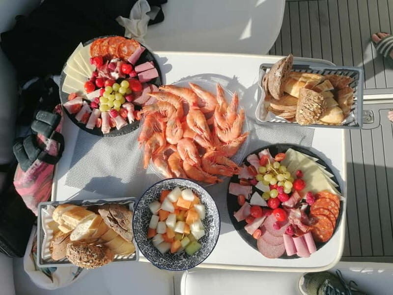 Lagos: Private Luxury Cruise with Tapas and Drinks - The Onboard Experience: Comfort, Food, and Atmosphere