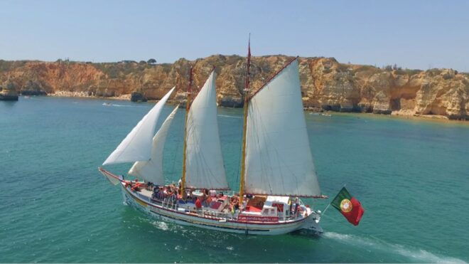 Lagos: Sailboat Trip to Ponta Da Piedade - Customer Reviews