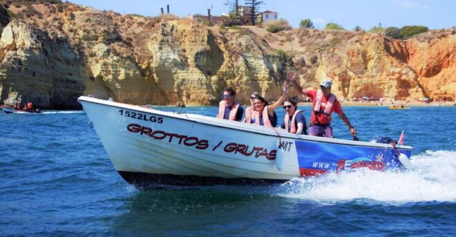 Lagos: Visit the Ponta Da Piedade With Local Guides - Description