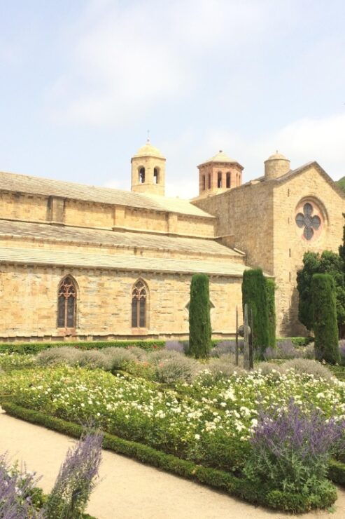 Lagrasse Village & Fontfroide Abbey, Cathar Country. - Booking Information