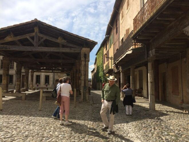 Lagrasse Village & Fontfroide Abbey, Cathar Country. - Experience Highlights