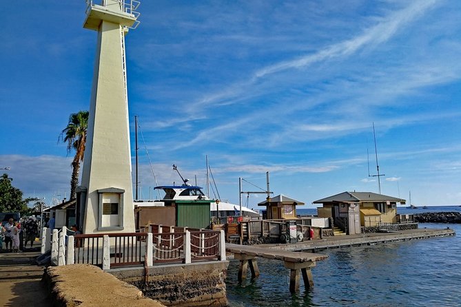 Lahaina Scavenger Hunt: Over The Rainbow - Uncover Hidden Lahaina Gems