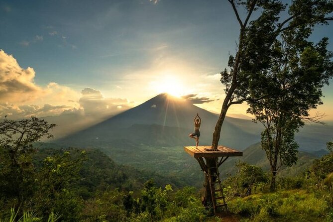 Lahangan Sweet Sunrise and Heaven Gate Tour - Tour Description