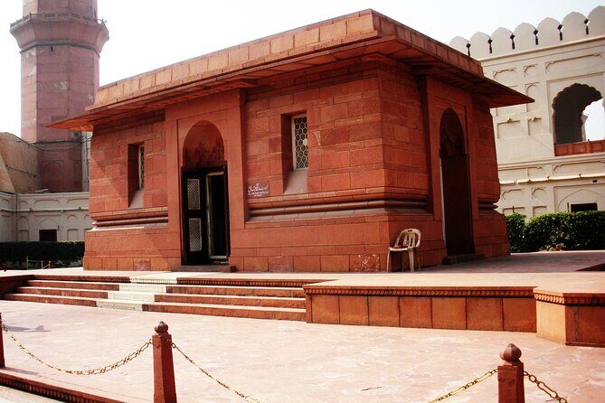 Lahore Big Bus City Tour - Who Will Love This Tour?