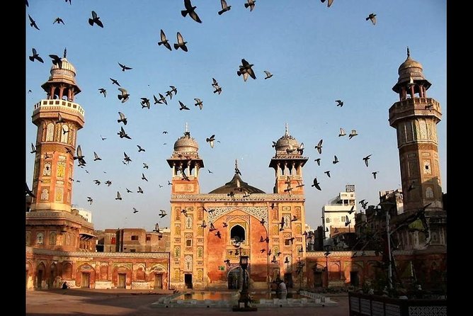 Lahore Full Day Sightseeing Tour - Inclusions