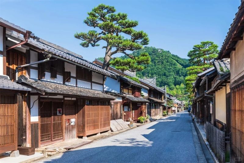 Lake Biwa Secret Scenery Pilgrimage Day Trip | Shirazu Shrine, Observation Deck/Sanzen-in Temple, Floating Temple, La Collina - Ukimido, the floating temple