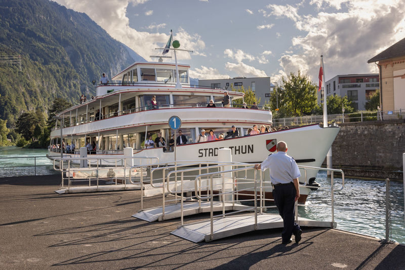 Lake Brienz Boat Cruise in Interlaken - Ringgenberg, Niederried, and Oberried on foot