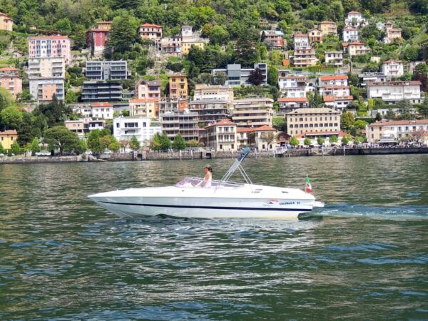 Lake Como: 1h Adventure on a Luxury Private Boat - Pricing and Booking