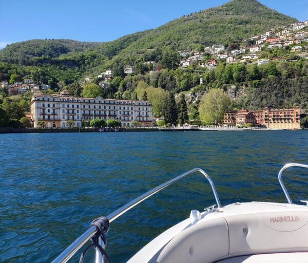 Lake Como: 2-Hours Private Boat Tour With Skipper - Safety and Accessibility