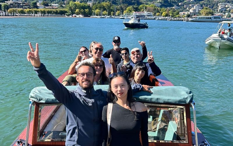 Lake Como boat tour with hot drink in Como - The Villa Oleandra Question