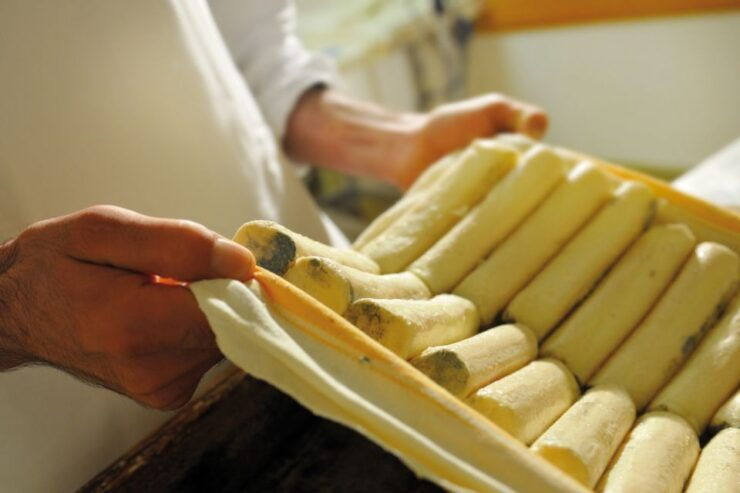 Lake Como: Cheese Factory Tour and Tasting in Valsassina - Experience at Carozzi Formaggi