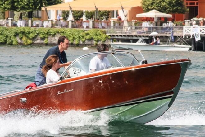 Lake Como: Classic Speedboat Private Tour - Inclusions and Services