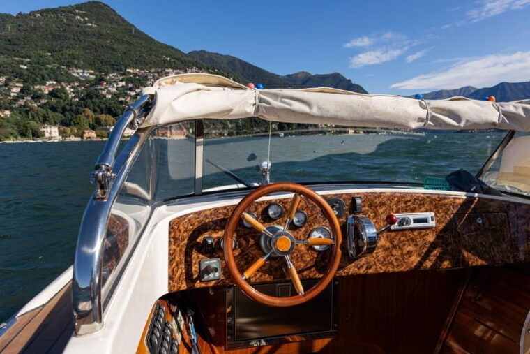 Lake Como: Exclusive Boat Tour - Experience the Scenic Beauty