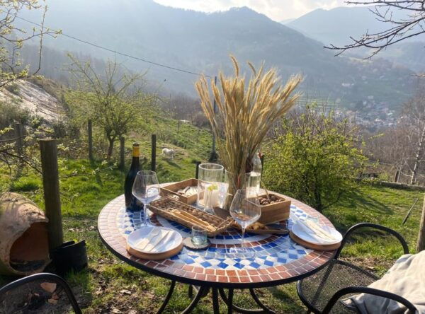Lake Como: Farmhouse Visit With Local Product Tasting - Additional Information
