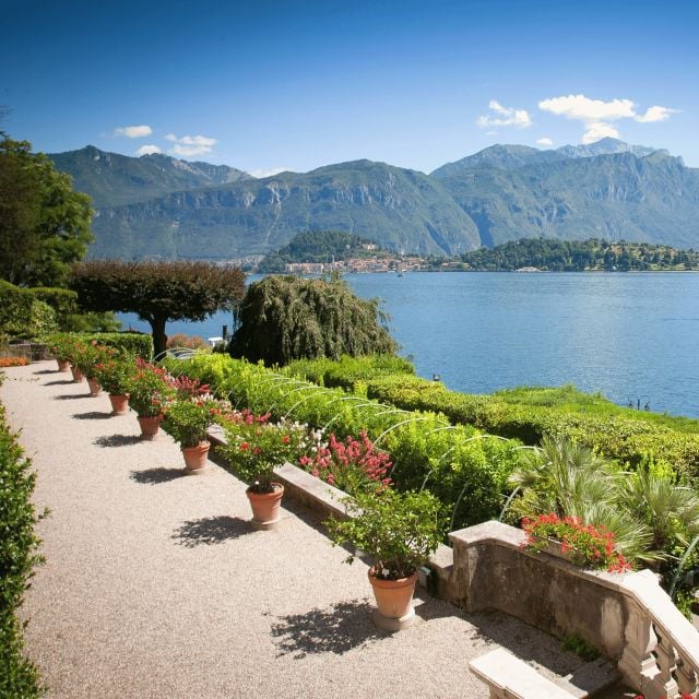 Lake Como: Lakeside Villas Entry Tickets With Ferries - Experience Highlights