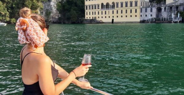 Lake Como Private Boat Tour With Wine - Booking Process