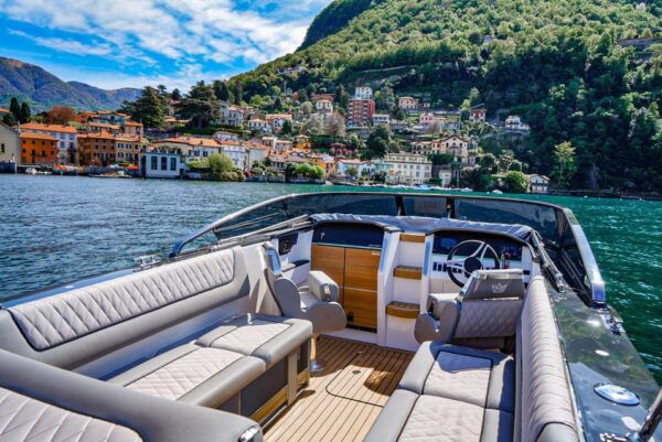 Lake Como Private Boat Tour With Wine - Tips for Enjoyment
