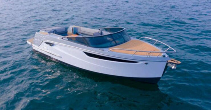 Lake Como Private Boat Tour With Wine - Itinerary