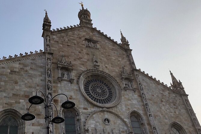 Lake Como: Self-Guided Walking Tour - Downtown Como - Starting Point