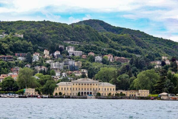 Lake Como Shared Boat Tour - Languages and Cancellation Policy