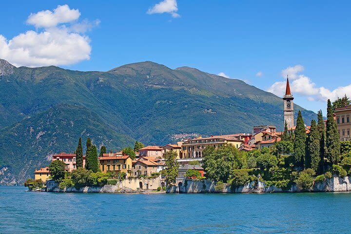 Lake Como with Bellagio and Lugano Day Tour - A long but useful escape from Milan