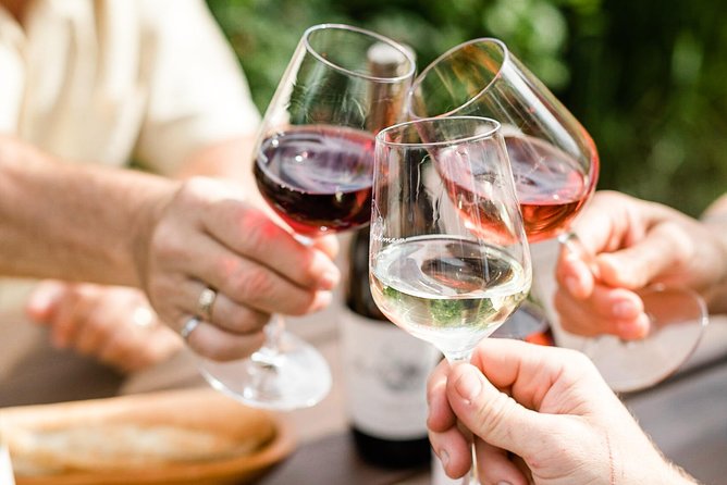 Lake Country Wine Tour From Vernon - Classic - 4 Wineries - Reviews