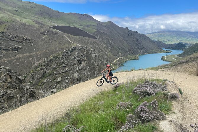 Lake Dunstan Cycleway Bike Rental And Return Shuttle - Booking and Requirements