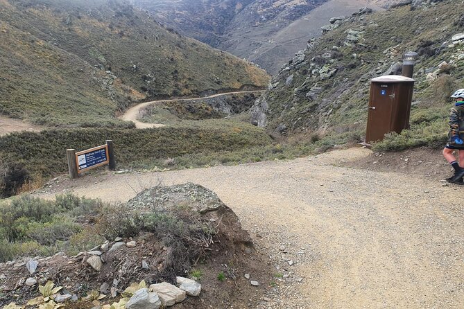 Lake Dunstan Cycleway With Bike Hire and Shuttle Service - The Sum Up