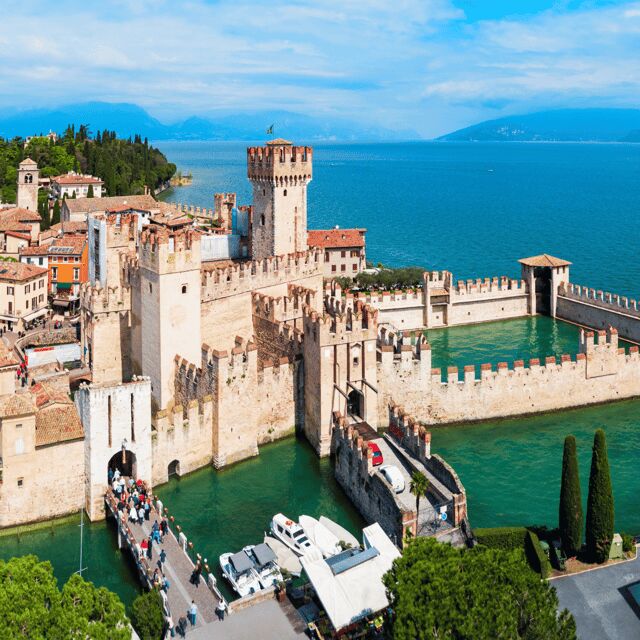 Lake Garda: between Sirmione and Desenzano del Garda - Starting Point: Castello Scaligero in Sirmione