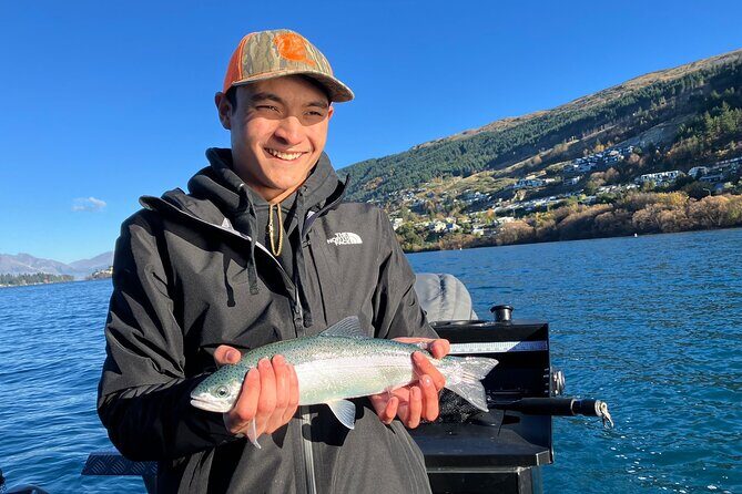 Lake Hwea: 6 hour Fishing Adventure by Boat - An In-Depth Look at the 6-Hour Fishing Trip on Lake Hwea