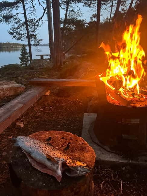 Lake Inari: Fishing and Boating Day Trip - Included Services and Equipment