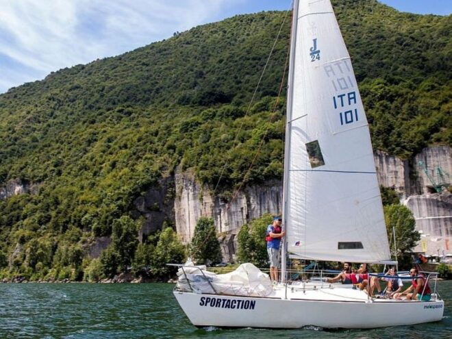 Lake Iseo: Sailing Cruise of the Three Islands - Scenic Views