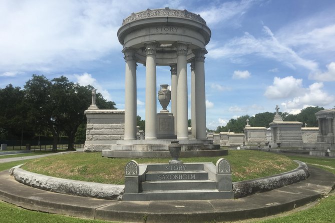 Lake Lawn Metairie Cemetery Walking Tour - Reviews