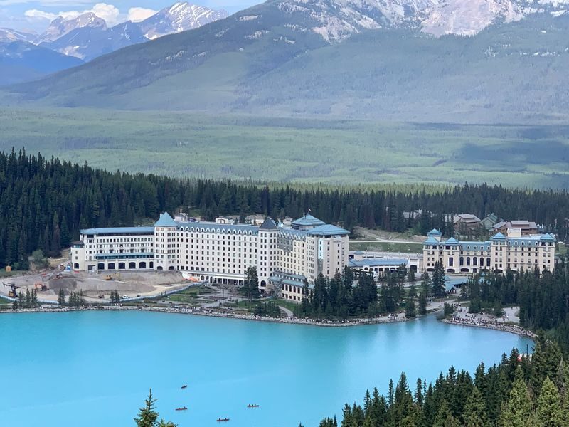 Lake Louise, Moraine Lake, Emerald Lake, Yoho & Banff Town Day Tour - Three Lakes, Two National Parks, One Long Day