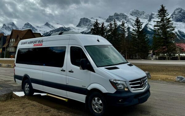 Lake Louise to Calgary Airport | Private Transfer - Customer Experience