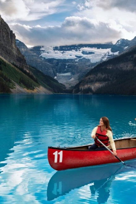 Lake Louise,Moraine,Emerald Lake Johnston Canyon &Banff Town - Tour Experience