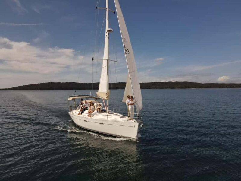 Lake Macquarie: luxury small group yacht cruise - Good To Know