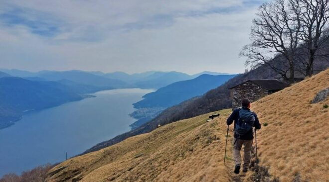 Lake Maggiore: Smugglers Trekking Across the Border - Scenic Route and Highlights