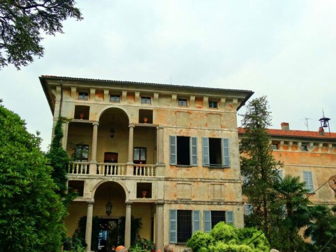 Lake Maggiore: Stresa and Isola Madre Private Tour - Meeting Point and Directions