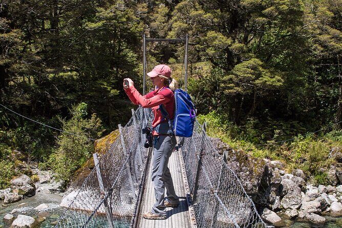 Lake Marian Guided Hike with Transfers, Lunch & Morning Tea - FAQ