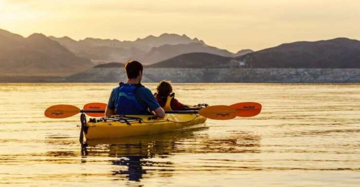 Lake Mead: Sunset Kayaking Tour With Dinner and Campfire - Activity Experience