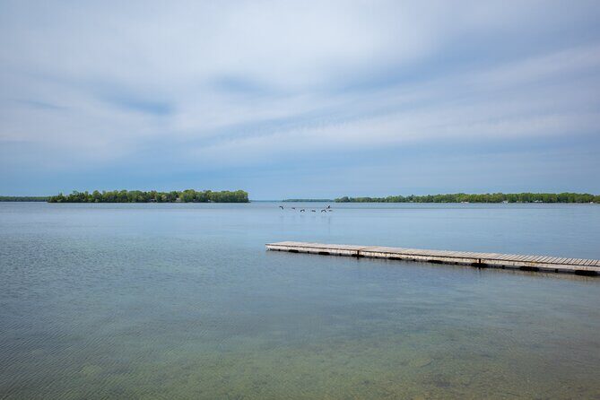 Lake Muskoka and Algonquin Small Group 1-Day Tour From Toronto - FAQ