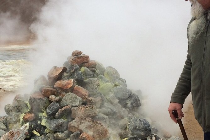 Lake Myvatn Day Tour and Godafoss Waterfall for Cruise Ships From Akureyri Port - Common Questions