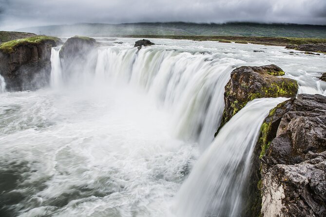 Lake Mývatn & Goðafoss Waterfall From Akureyri Port - Reviews and Overall Rating