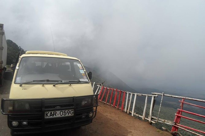 Lake Nakuru National Park Day Tour From Nairobi - Meeting and Pickup