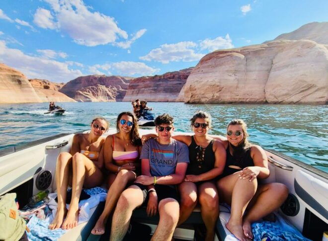 Lake Powell: Antelope Canyon Photo Tour by Small Boat - Meeting Point and Preparation