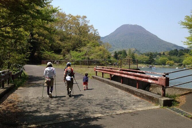 Lake Shidaka and Lake Kagurame Nordic Walking Tour - The Sum Up