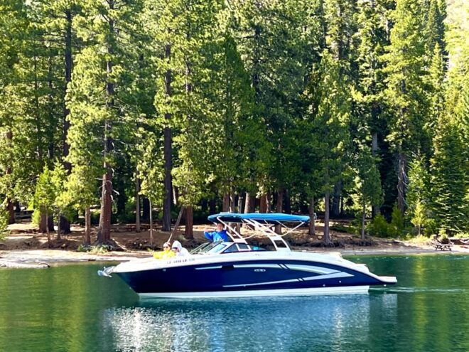 Lake Tahoe: Lakeside Highlights Yacht Tour - Booking and Important Information