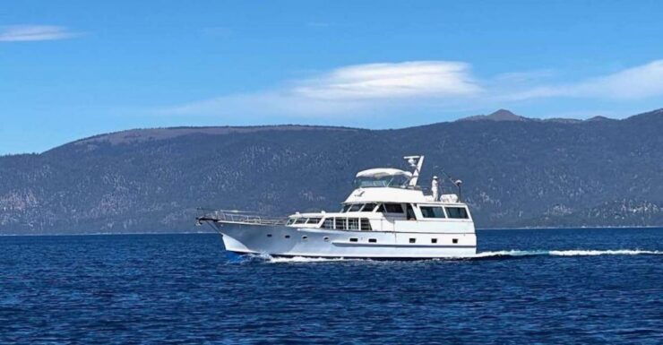 Lake Tahoe: Scenic Sunset Cruise With Drinks and Snacks - Experience