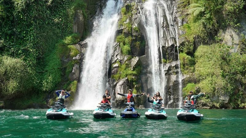 Lake Toba Jet Ski Safari by Seadoo Safari Samosir - What the included guide and equipment mean